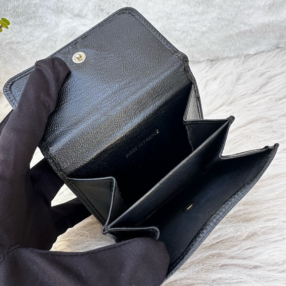 Chanel Vintage Trifold Wallet in Black - Picture 4 of 17